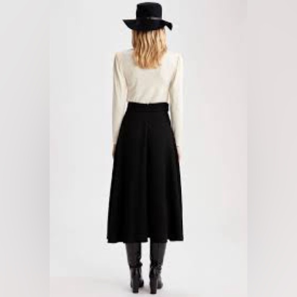 Long black midi skirt full solid A line casual high waisted fall/ winter staple